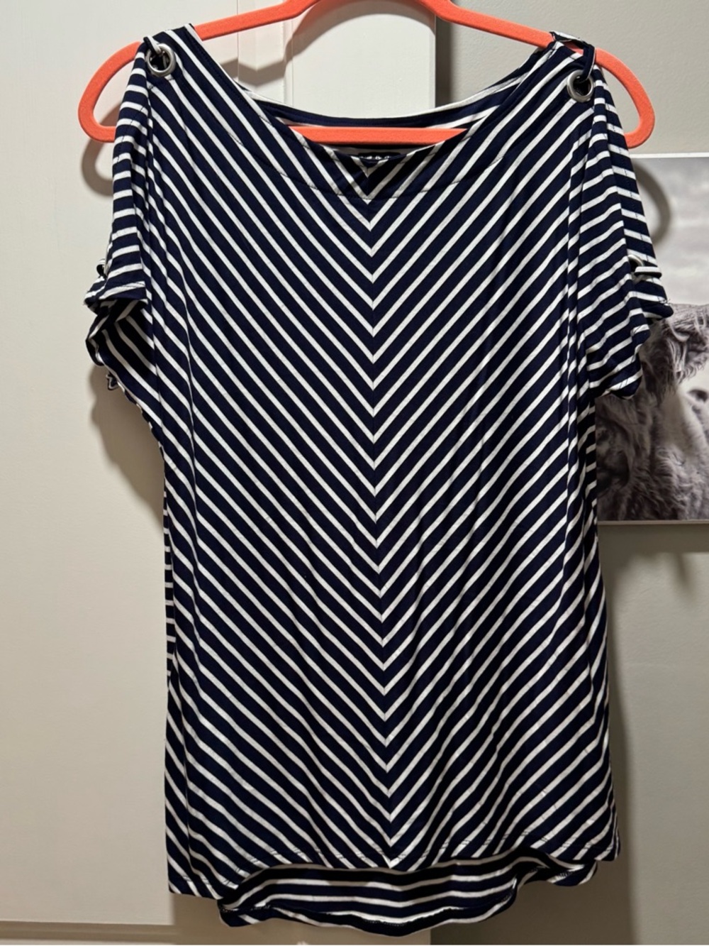 Cable and gauge cold shoulder blouse